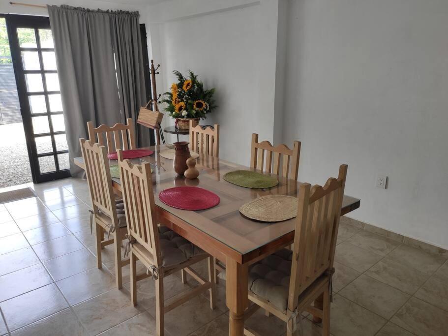 Casa Mango Amplia Con Alberca Y Cerca De La Media Luna !!! Río Verde Eksteriør billede